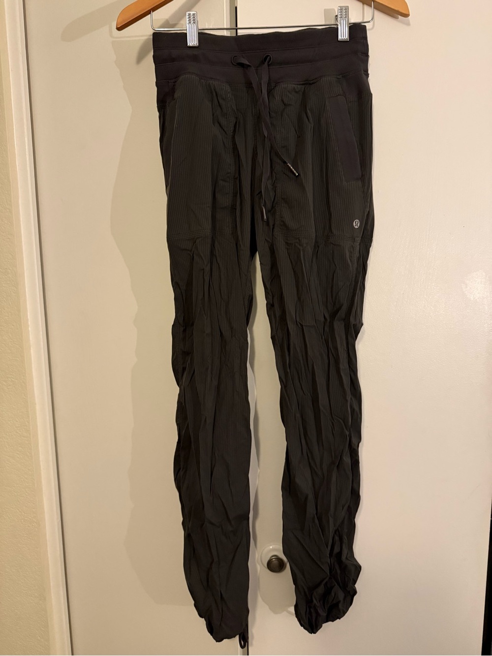 lululemon athletica Grey dance studio pants size 4